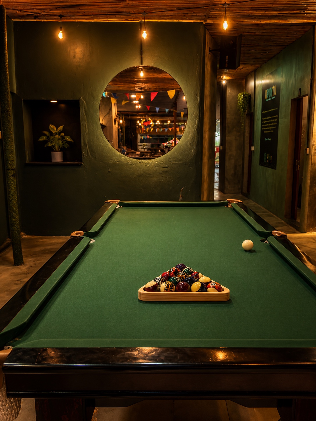 Ubuntu’s full-size pool table ready for a game